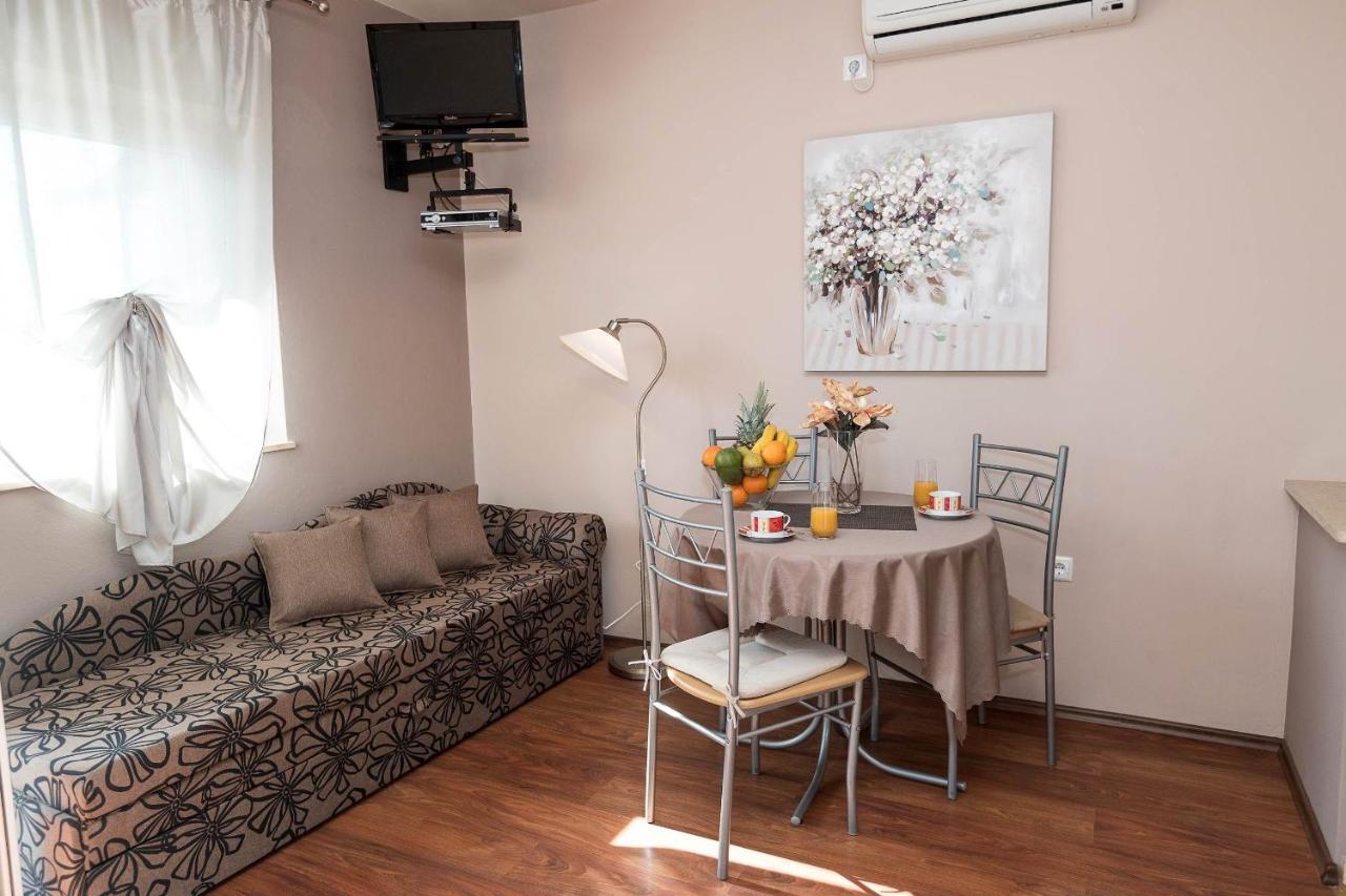 Apartments Karmen 1 Crikvenica Extérieur photo